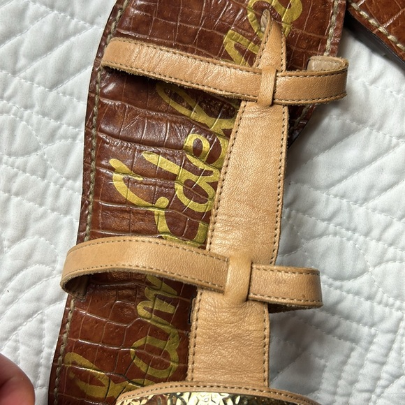 Sam Edelman •6• Genette Cutout T-Strap Sandal - Picture 5 of 7